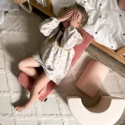 Charlie Crane Meubel Speelset Milo - Bois De Rose - 3-delig 10 Charlie Crane Meubel Speelset Milo - Bois De Rose - 3-delig -speelgarages, auto's & voertuigen Winkel charlie crane speelset milo bois de rose 3 delig 3