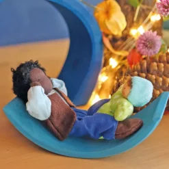 Grimm's Poppenhuispopje Baby Leo - 7 Cm -speelgarages, auto's & voertuigen Winkel grimm s poppenhuispopje baby leo 3