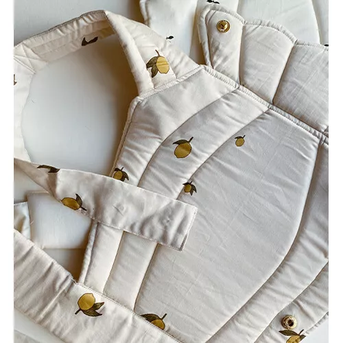 Konges Sløjd Verstelbare Poppendraagzak Lemon 3 Konges Sløjd Verstelbare Poppendraagzak Lemon - Afbeelding 3