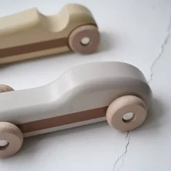 Konges Sløjd Raceauto Warm Grey 5 Konges Sløjd Raceauto Warm Grey -speelgarages, auto's & voertuigen Winkel konges sl jd raceauto warm grey 1