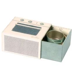 Maileg Poppenhuis Fornuis Met Kookgerei - 8 Cm 8 Maileg Poppenhuis Fornuis Met Kookgerei - 8 Cm -speelgarages, auto's & voertuigen Winkel maileg poppenfornuis met kookgerei 8 cm 2