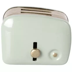 Maileg Poppenhuis Broodrooster Mint - 4,5 Cm 5 Maileg Poppenhuis Broodrooster Mint - 4,5 Cm -speelgarages, auto's & voertuigen Winkel maileg poppenhuis broodrooster mint2