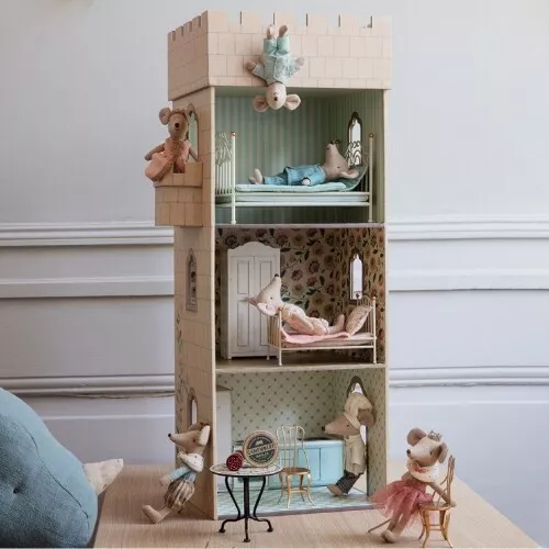 Maileg Poppenhuis Kasteeltoren Met Keuken - 62 Cm 3 Maileg Poppenhuis Kasteeltoren Met Keuken - 62 Cm - Afbeelding 3