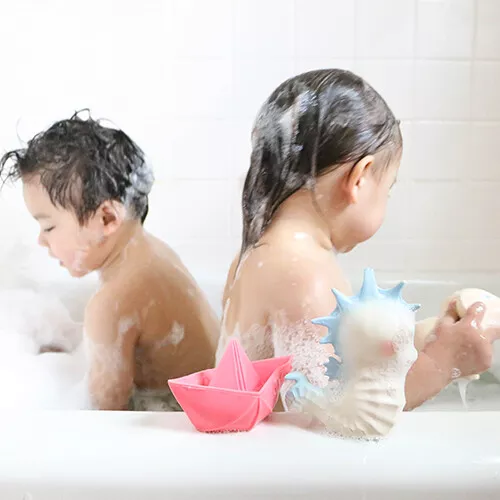 Oli & Carol Bijt- & Badspeelgoed Bootje - Roze 9 Oli & Carol Bijt- & Badspeelgoed Bootje - Roze - Afbeelding 9