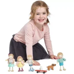 Tender Leaf Toys Poppenhuispop Amy & Haar Konijn - 12 Cm 7 Tender Leaf Toys Poppenhuispop Amy & Haar Konijn - 12 Cm -speelgarages, auto's & voertuigen Winkel tender leaf toys poppenhuispop mr. goodwood zijn hond ilovespeelgoed2 2 1 1